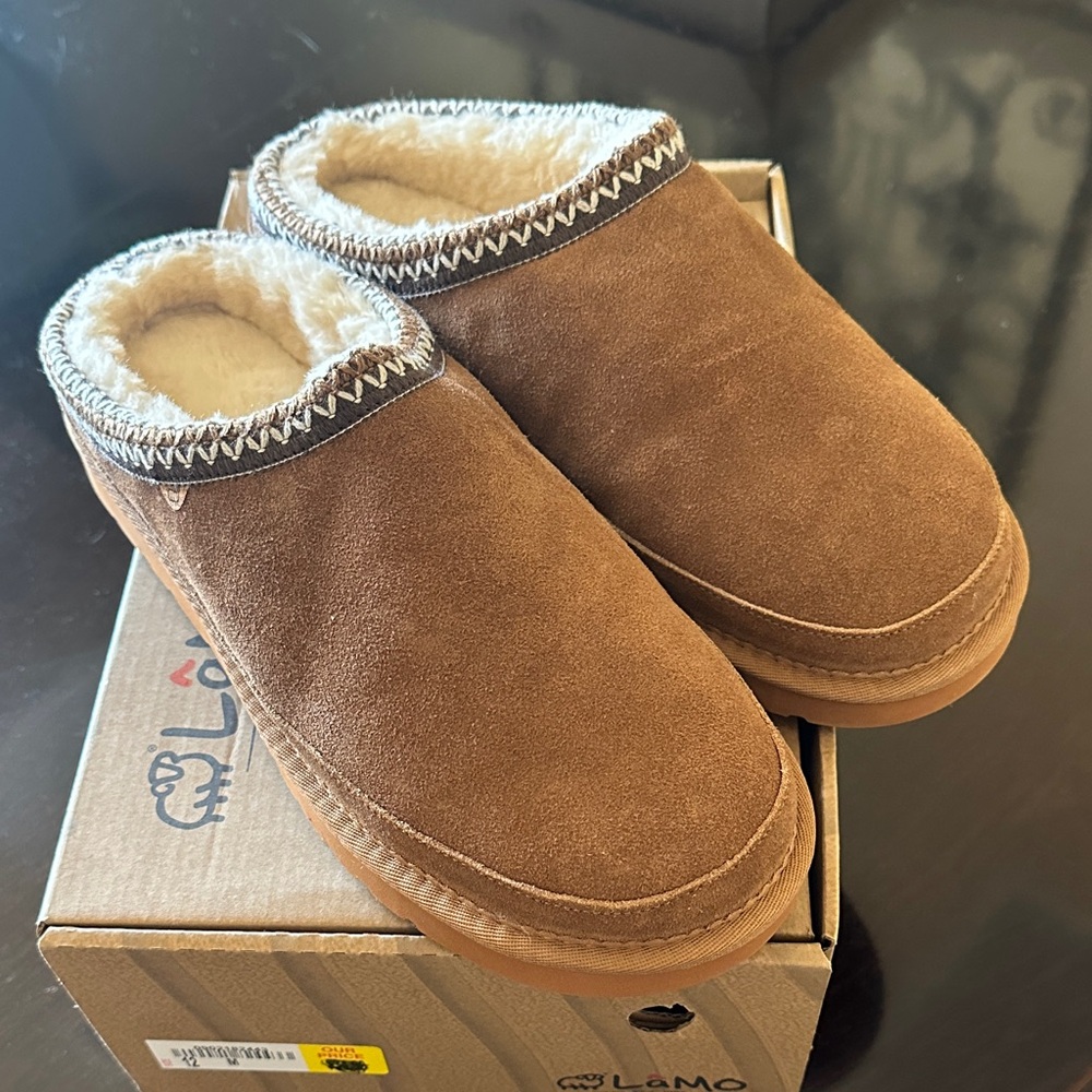 LaMo Men's Brown Suede Shearling-Lined Slip-On Slippers